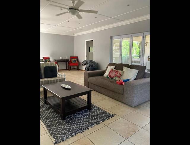 4 BEDROOM HOUSE FOR SALE IN SCOTTBURGH SOUTH